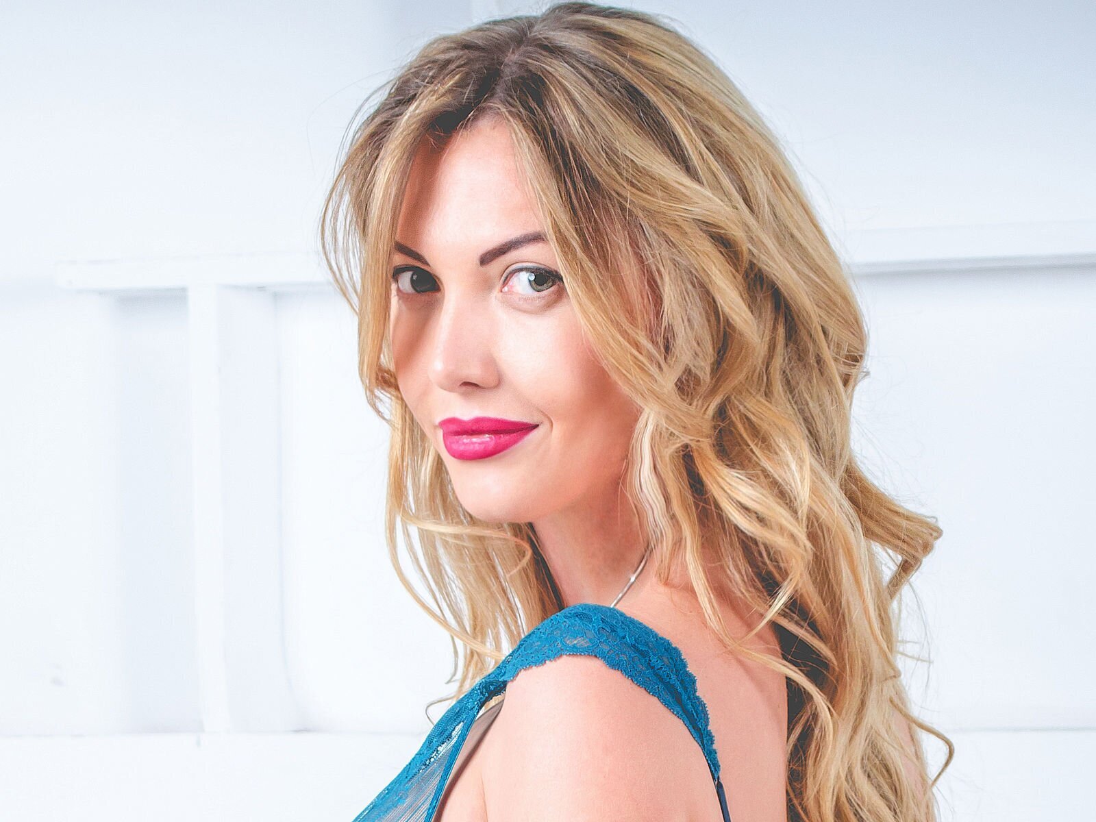 BlondeArt Porn Vip Show