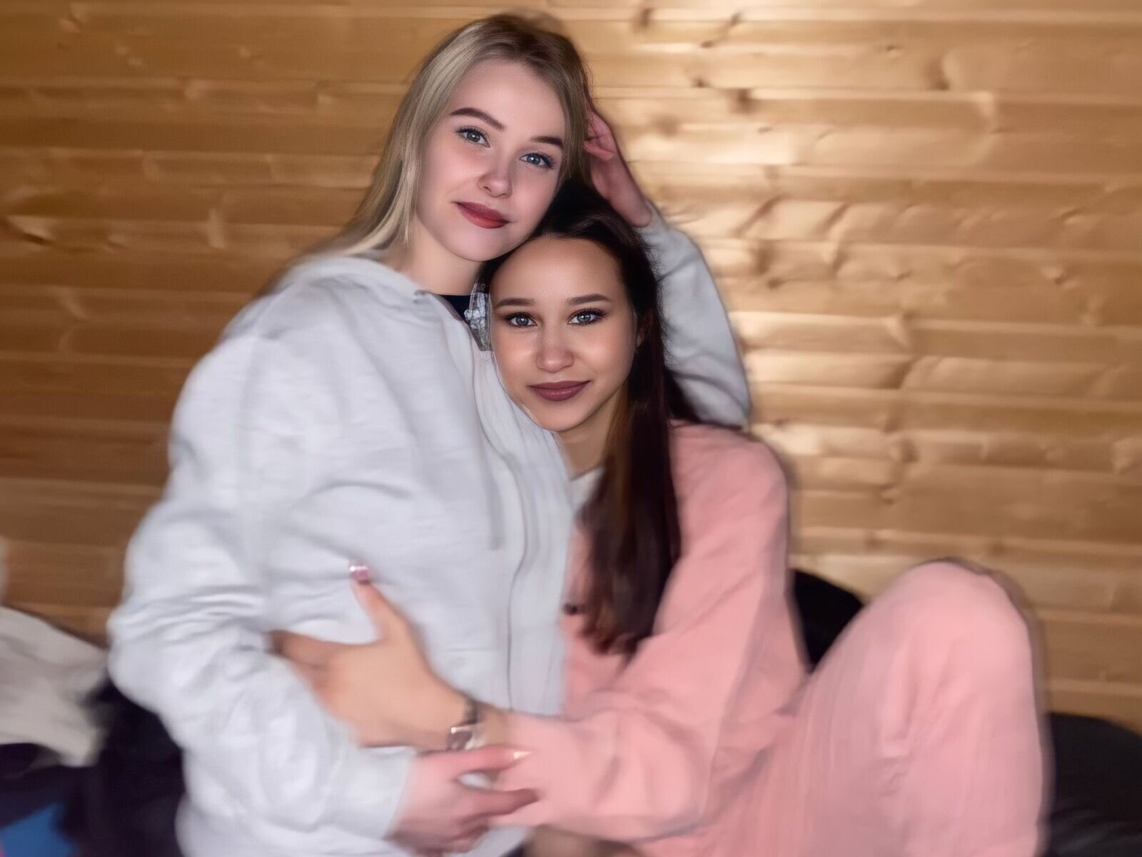 KamilaAndLuna Porn Vip Show